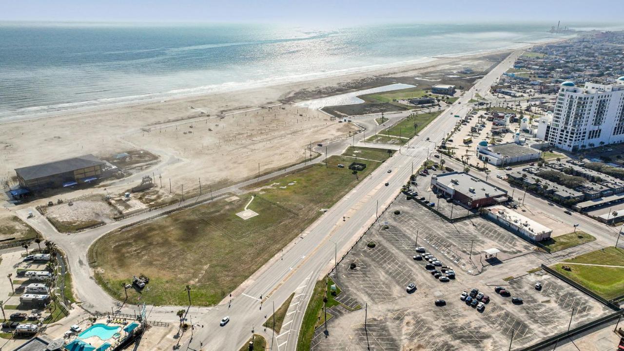 Summer Tropics Studio Apartment Two Queen Beds Galveston Exteriör bild